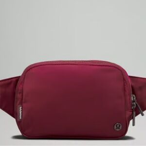 Lululemon Everywhere Belt Bag Wine Berry 2L